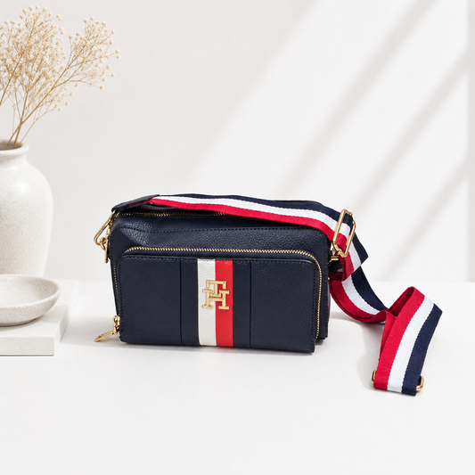 Mala Camera Bag Azul Marinho com Faixa Tricolor e Correia a Tiracolo - Bold Shoes