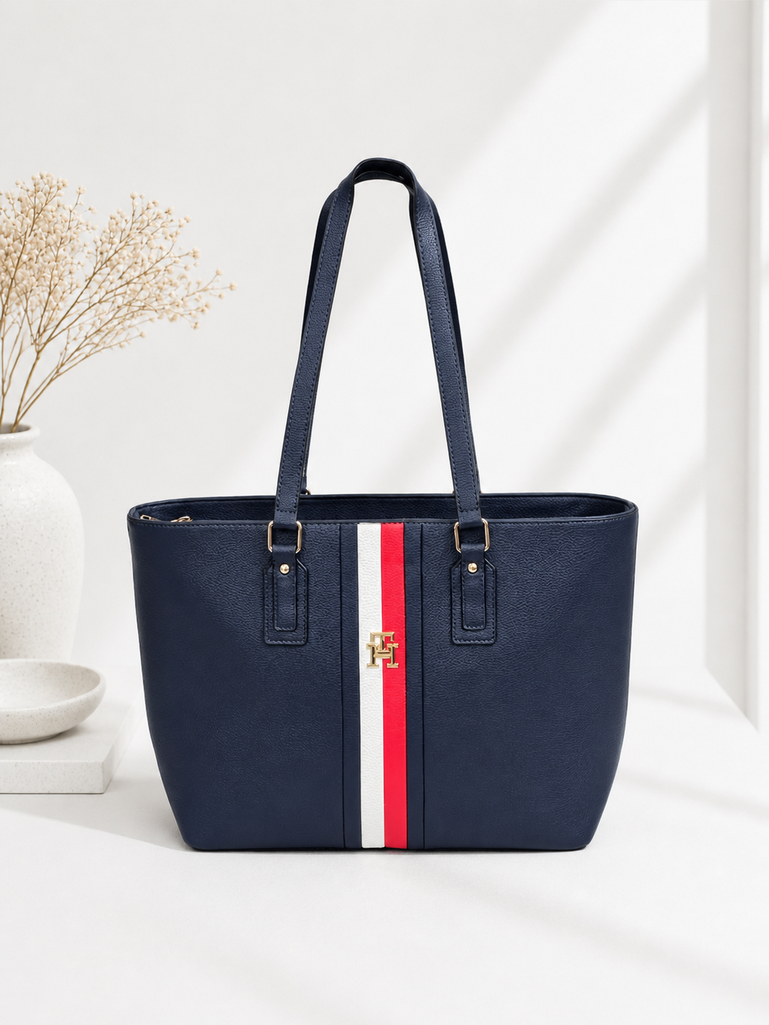 Mala Tote Azul Marinho com Faixa Tricolor e Alças Longas - Bold Shoes